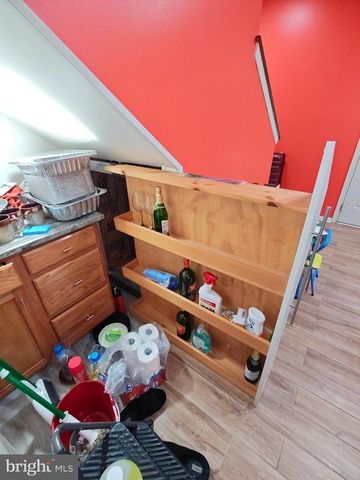 2079 HUNTINGTON LN, Easton, PA 18040