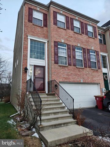 2079 HUNTINGTON LN, Easton, PA 18040