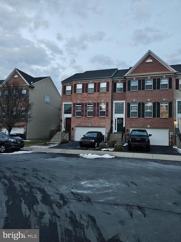 2079 HUNTINGTON LN, Easton, PA 18040