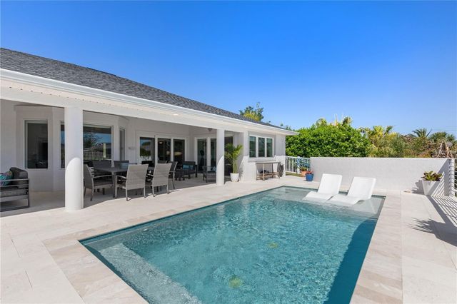 41 CHRISTOPHER COURT, Palm Coast, FL 32137