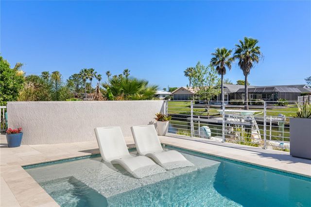 41 CHRISTOPHER COURT, Palm Coast, FL 32137