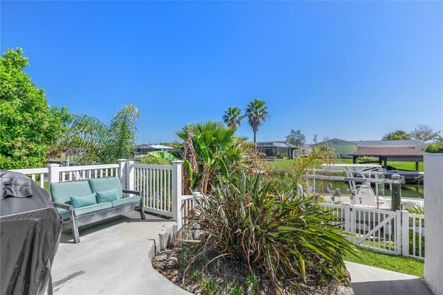 41 CHRISTOPHER COURT, Palm Coast, FL 32137