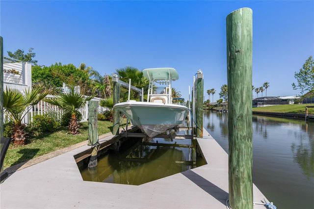 41 CHRISTOPHER COURT, Palm Coast, FL 32137