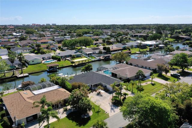 41 CHRISTOPHER COURT, Palm Coast, FL 32137