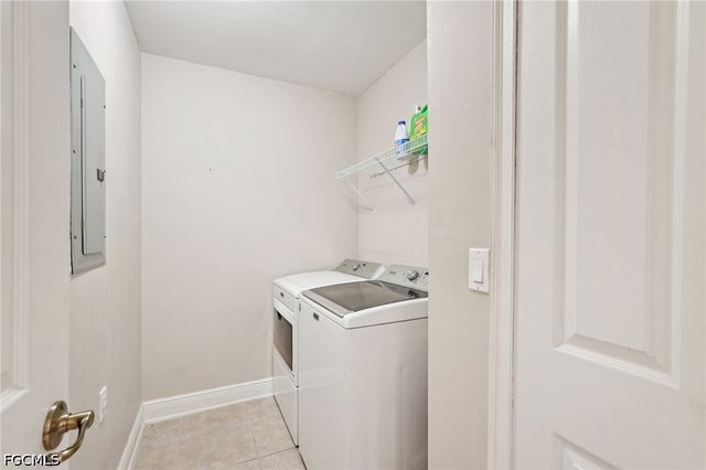 3969 Pomodoro CIR 201, Cape Coral, FL 33909