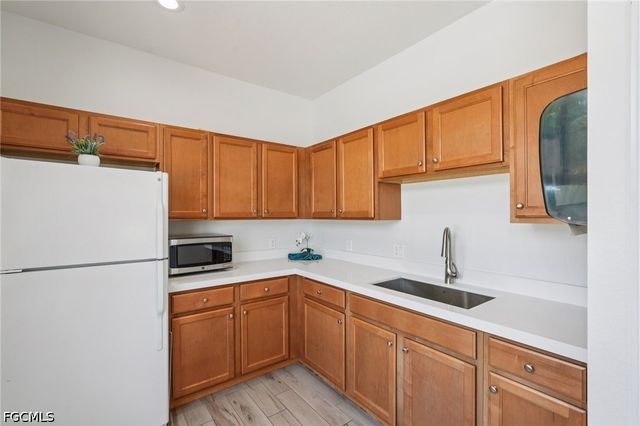 3969 Pomodoro CIR 201, Cape Coral, FL 33909