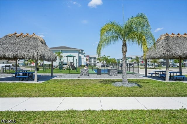 3969 Pomodoro CIR 201, Cape Coral, FL 33909