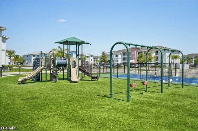 3969 Pomodoro CIR 201, Cape Coral, FL 33909