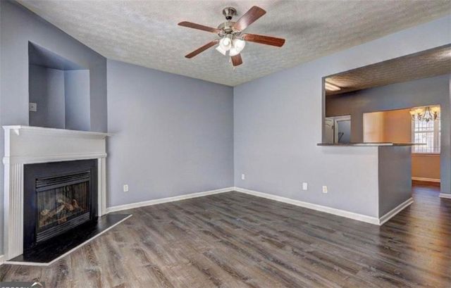 6316 Ellenwood Dr, Rex, GA 30273