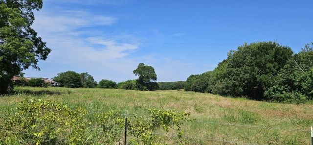 1651 Desvoignes Road, Denison, TX 75021