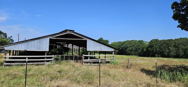 1651 Desvoignes Road, Denison, TX 75021