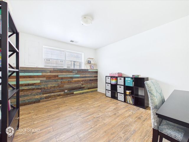 764 Cherry Creek Drive, Grayslake, IL 60030