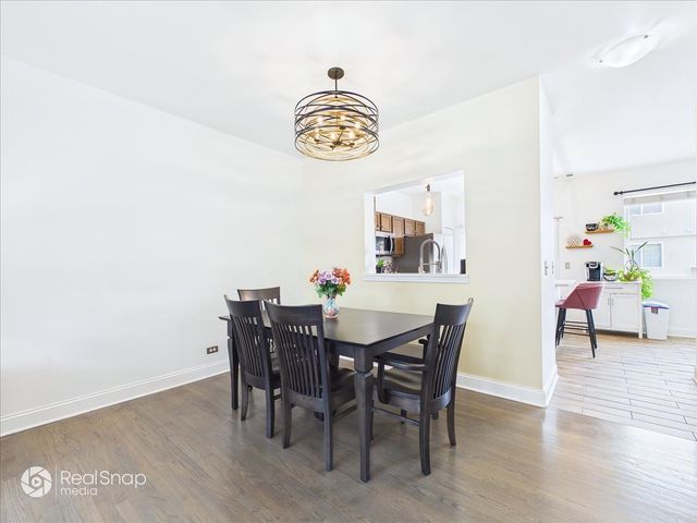 764 Cherry Creek Drive, Grayslake, IL 60030