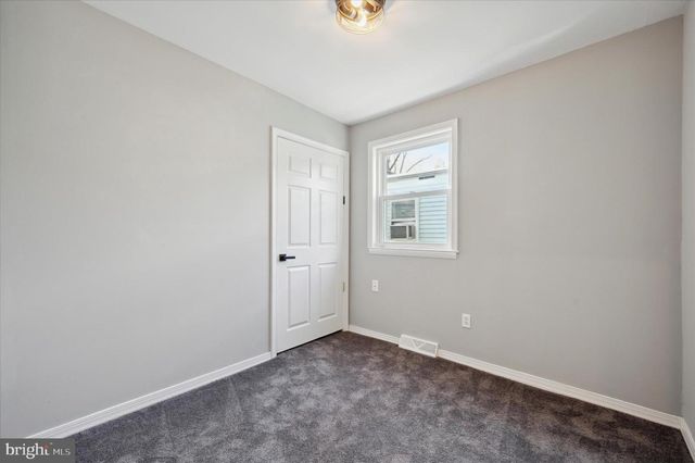 725 MT VERNON AVE, Folsom, PA 19033