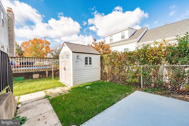 725 MT VERNON AVE, Folsom, PA 19033