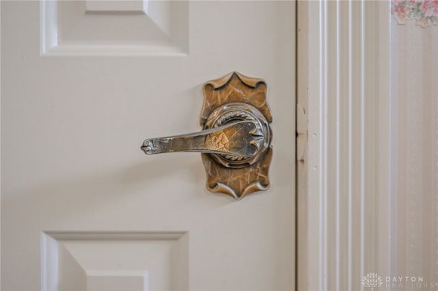 1521 Erika Drive, Springfield, OH 45503