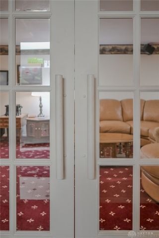 1521 Erika Drive, Springfield, OH 45503