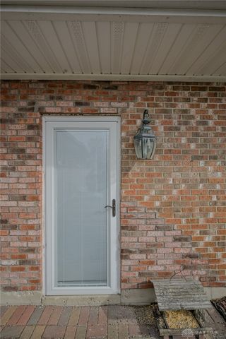 1521 Erika Drive, Springfield, OH 45503