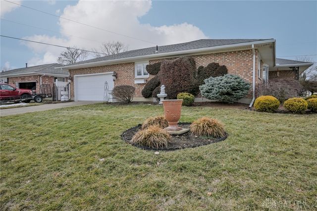 1521 Erika Drive, Springfield, OH 45503