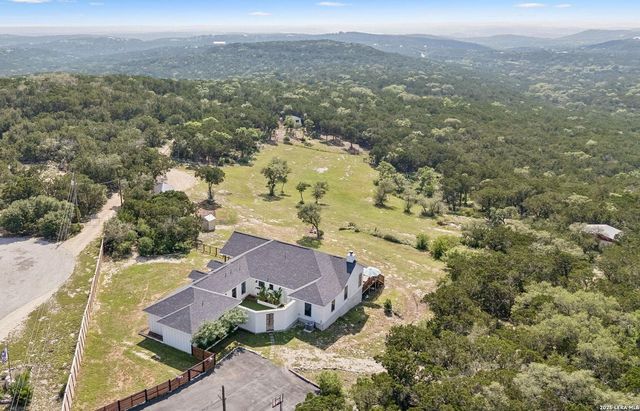 622 County Road 2753, Mico, TX 78056