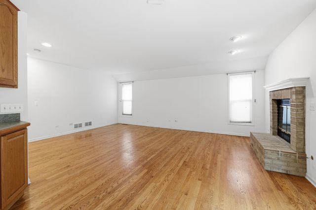1018 Park Avenue, Wauconda, IL 60084