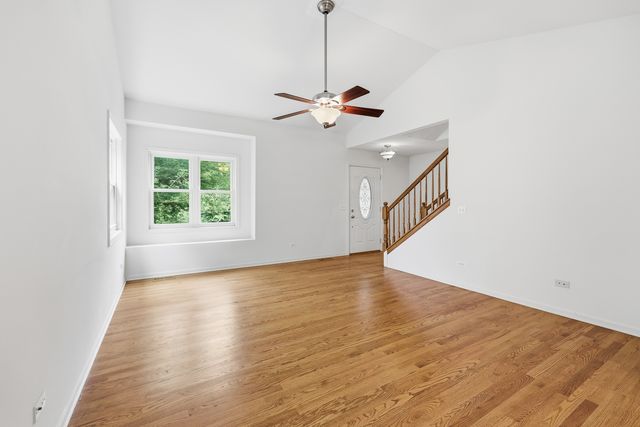 1018 Park Avenue, Wauconda, IL 60084