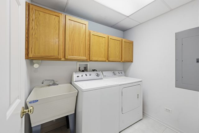 1018 Park Avenue, Wauconda, IL 60084