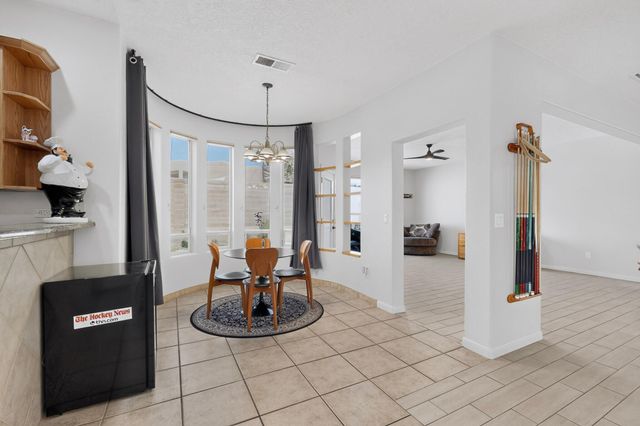 9905 Cardinal Street NW, Albuquerque, NM 87114