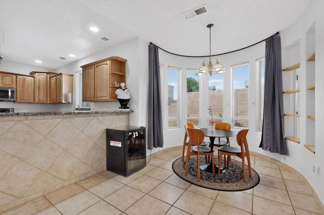 9905 Cardinal Street NW, Albuquerque, NM 87114