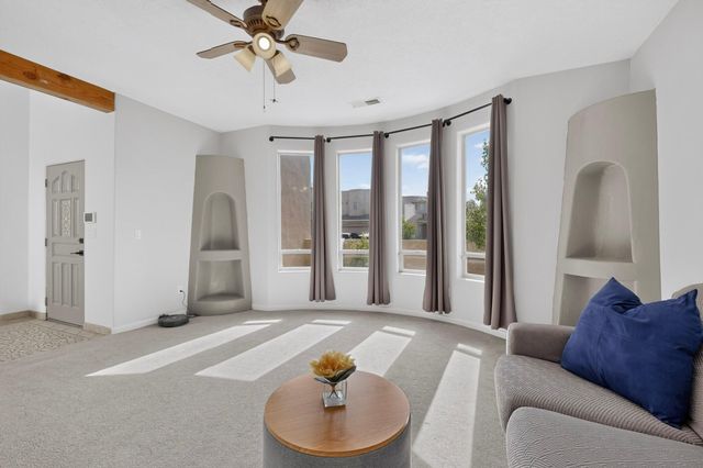9905 Cardinal Street NW, Albuquerque, NM 87114