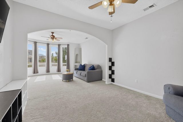 9905 Cardinal Street NW, Albuquerque, NM 87114