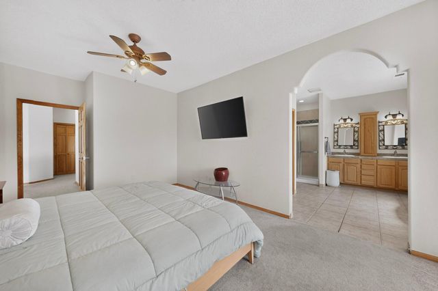 9905 Cardinal Street NW, Albuquerque, NM 87114