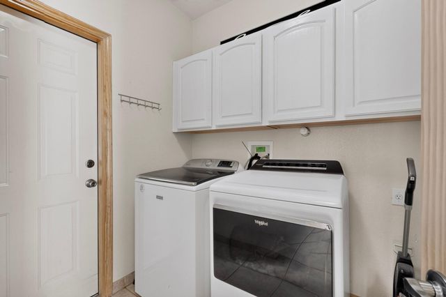 9905 Cardinal Street NW, Albuquerque, NM 87114