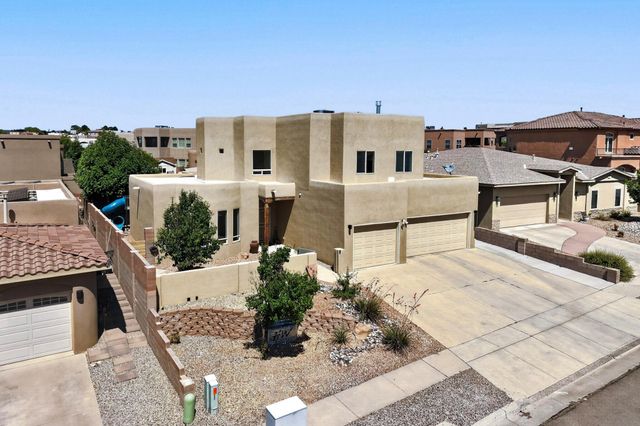 9905 Cardinal Street NW, Albuquerque, NM 87114