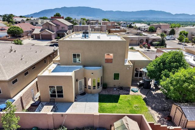 9905 Cardinal Street NW, Albuquerque, NM 87114