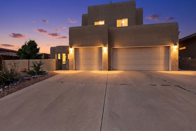 9905 Cardinal Street NW, Albuquerque, NM 87114