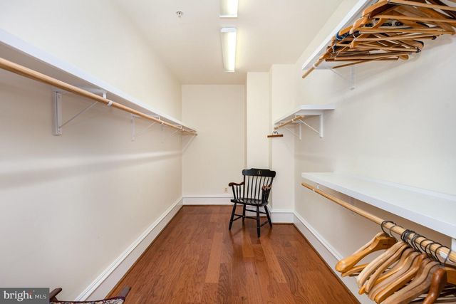 913-B CAROLINE, Fredericksburg, VA 22401