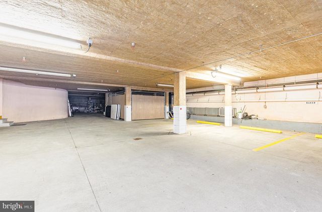 913-B CAROLINE, Fredericksburg, VA 22401