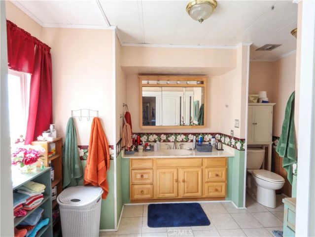 1456 E Philadelphia 65, Ontario, CA 91761