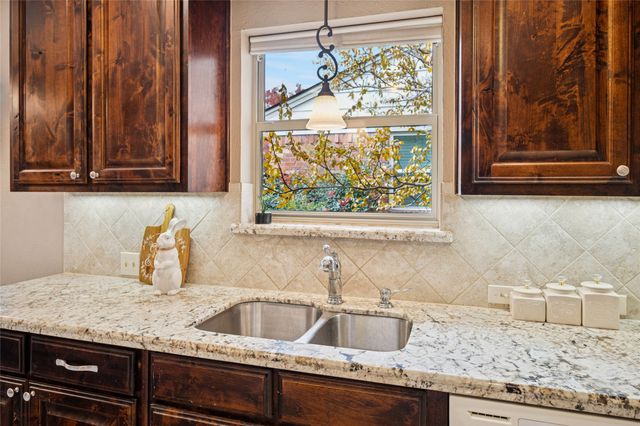 611 Parkview Lane, Richardson, TX 75080