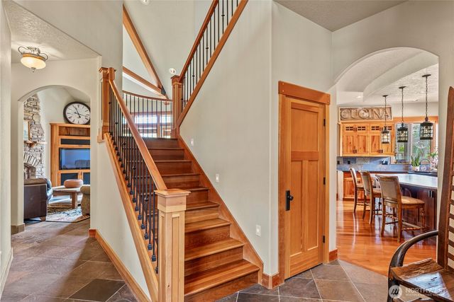 1810 S Dusky Drive, Ridgefield, WA 98642