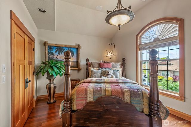 1810 S Dusky Drive, Ridgefield, WA 98642