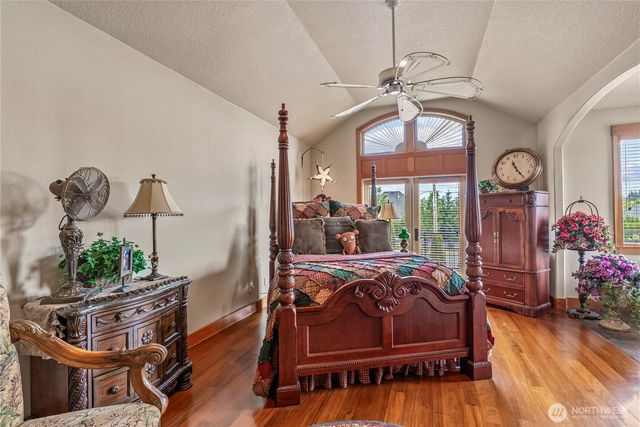 1810 S Dusky Drive, Ridgefield, WA 98642