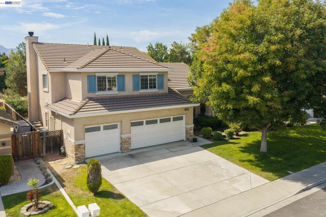 2016 Asilomar Dr, Antioch, CA 94509