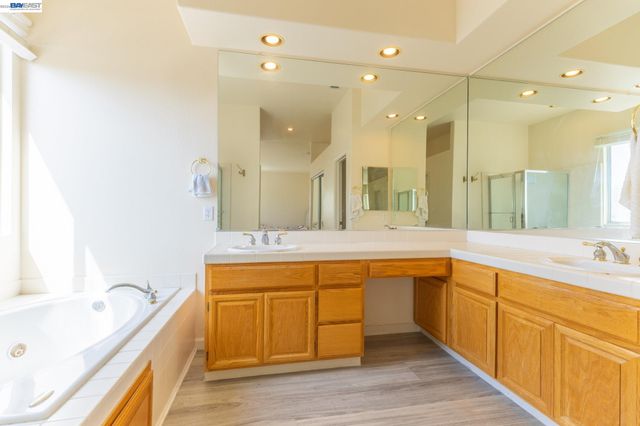 2016 Asilomar Dr, Antioch, CA 94509