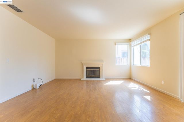 2016 Asilomar Dr, Antioch, CA 94509