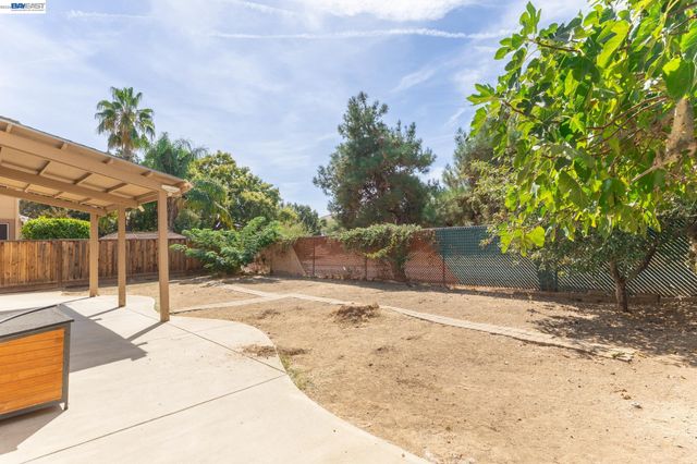 2016 Asilomar Dr, Antioch, CA 94509