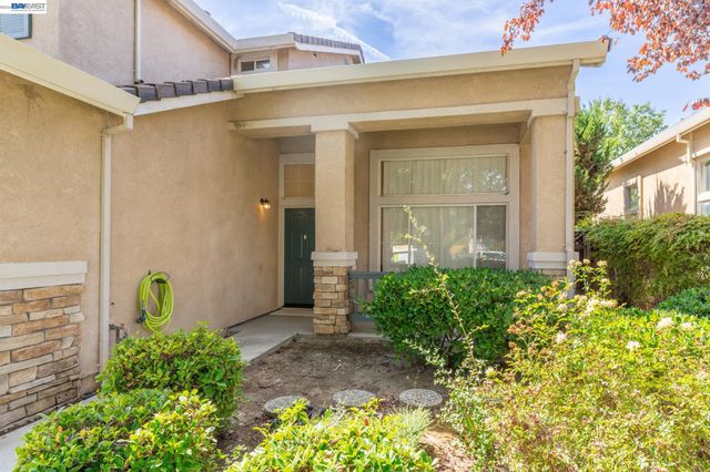 2016 Asilomar Dr, Antioch, CA 94509