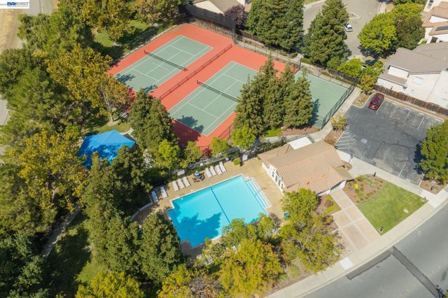 2016 Asilomar Dr, Antioch, CA 94509