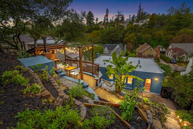 1587 1587 Trestle Glen Rd., Oakland, CA 94610